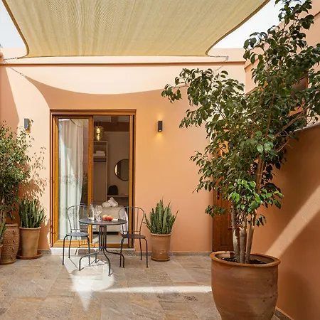 Othonas Concept * העיירה רתימנו